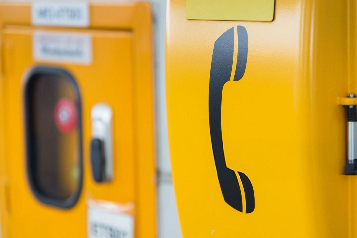 explosion proof telephone use in airport 4.jpg